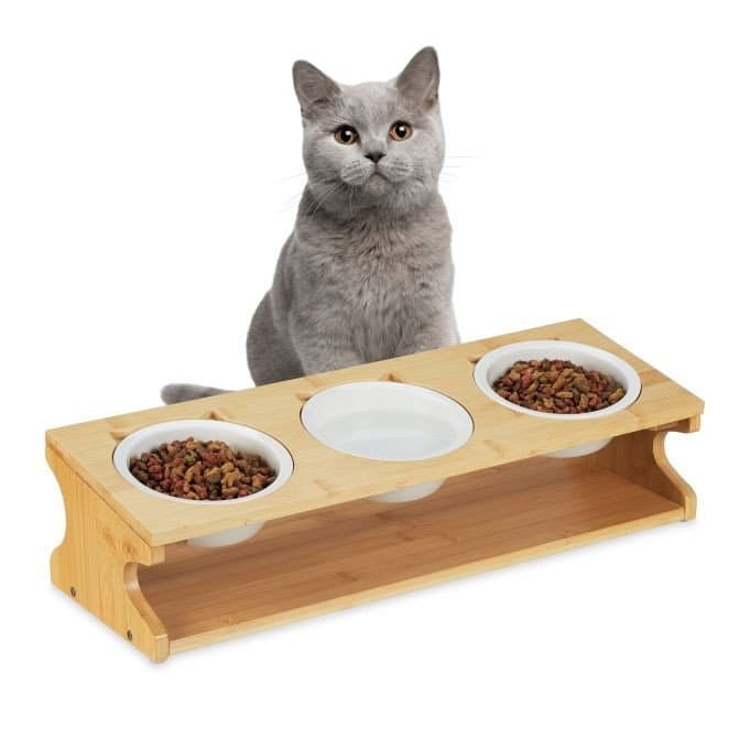 Station d'alimentation pour chats avec 3 bols