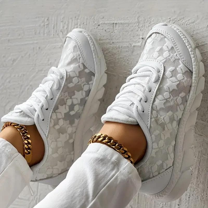 Atmungsaktive, leichte Damen-Sneaker aus Netzstoff mit Spitze und rutschfester Sohle, Freizeitschuhe cm weiß