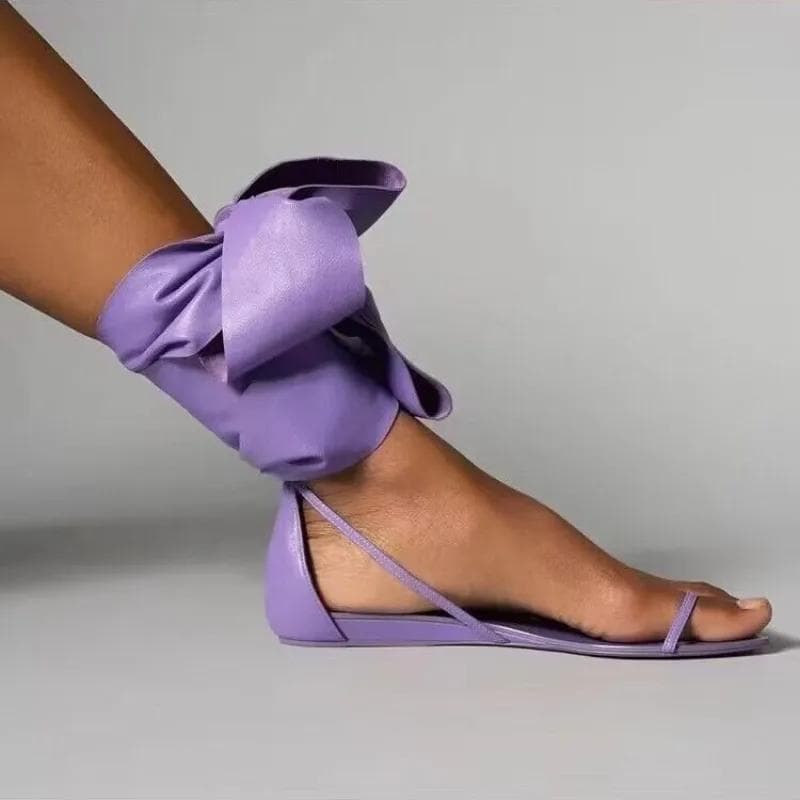 Mode Neue Sommersandalen Damen Große Flache Einfarbig Offene Zehen Europäische und Amerikanische Mode Riemensandalen Übergröße 40 cm himmelblaue