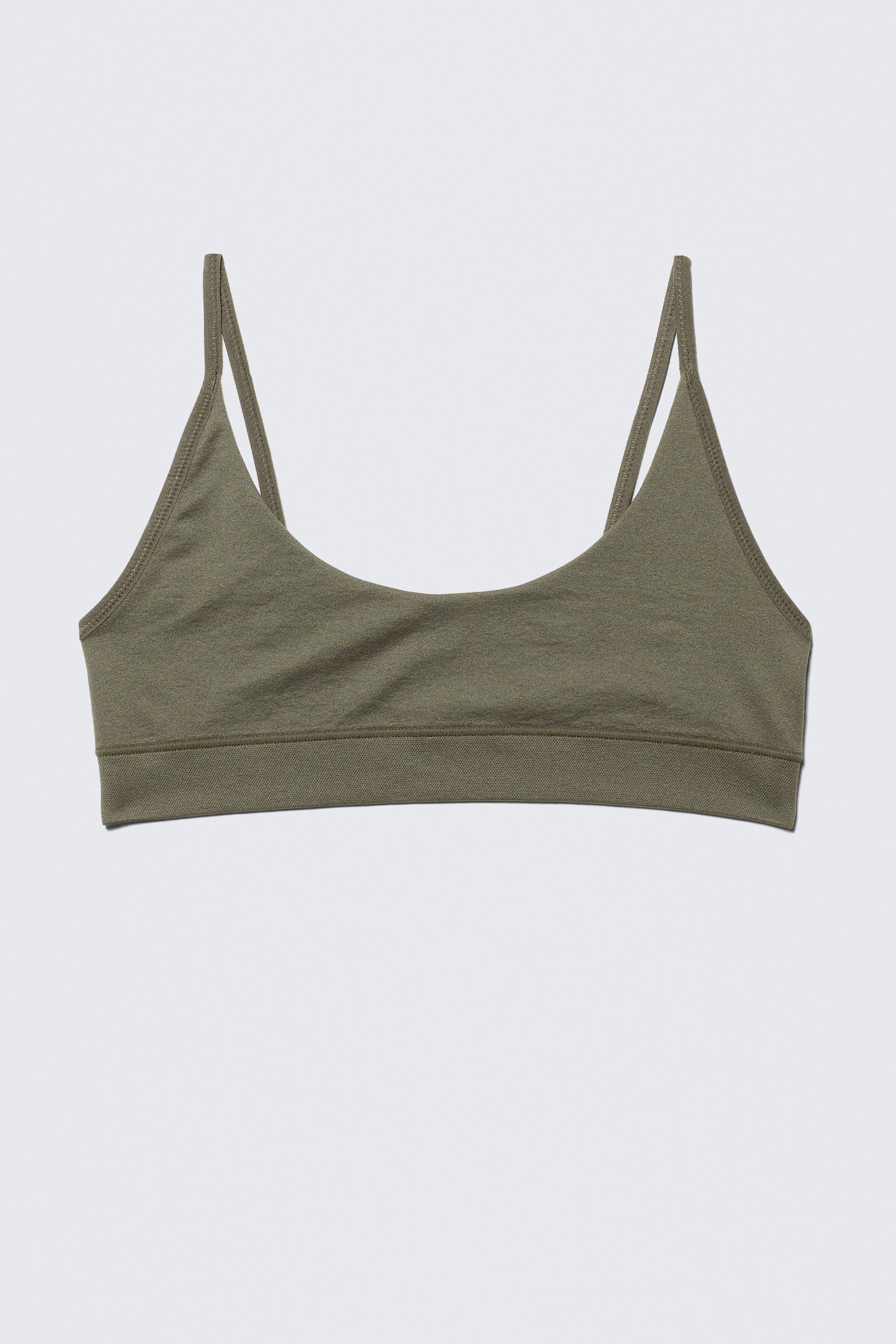 Soft Seamless Scooped Bra