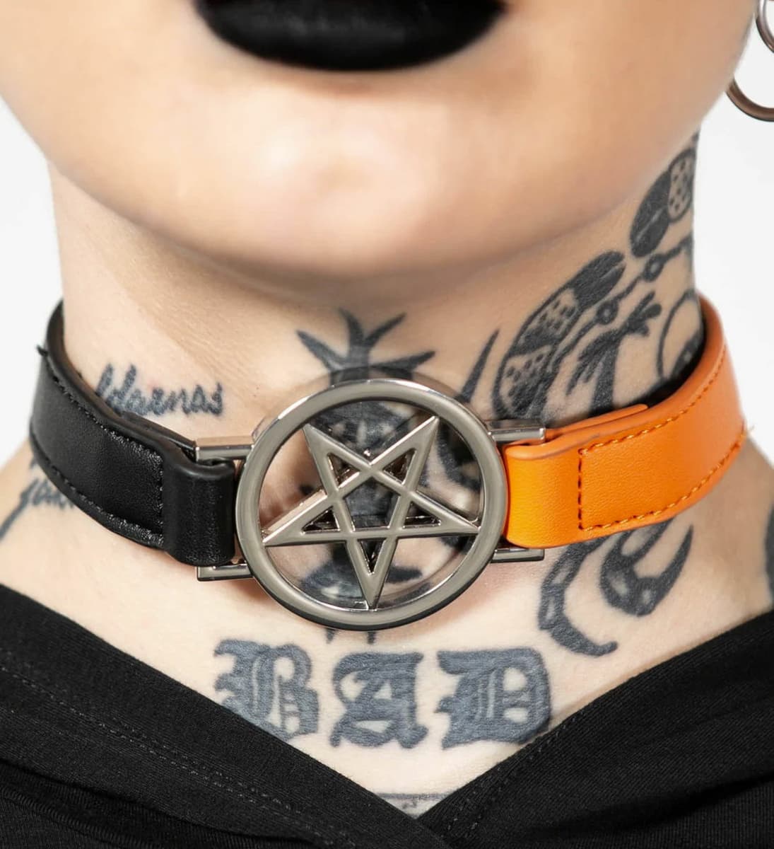 KILLSTAR - Halsband - Penta Half Choker - Schwarz/Orange