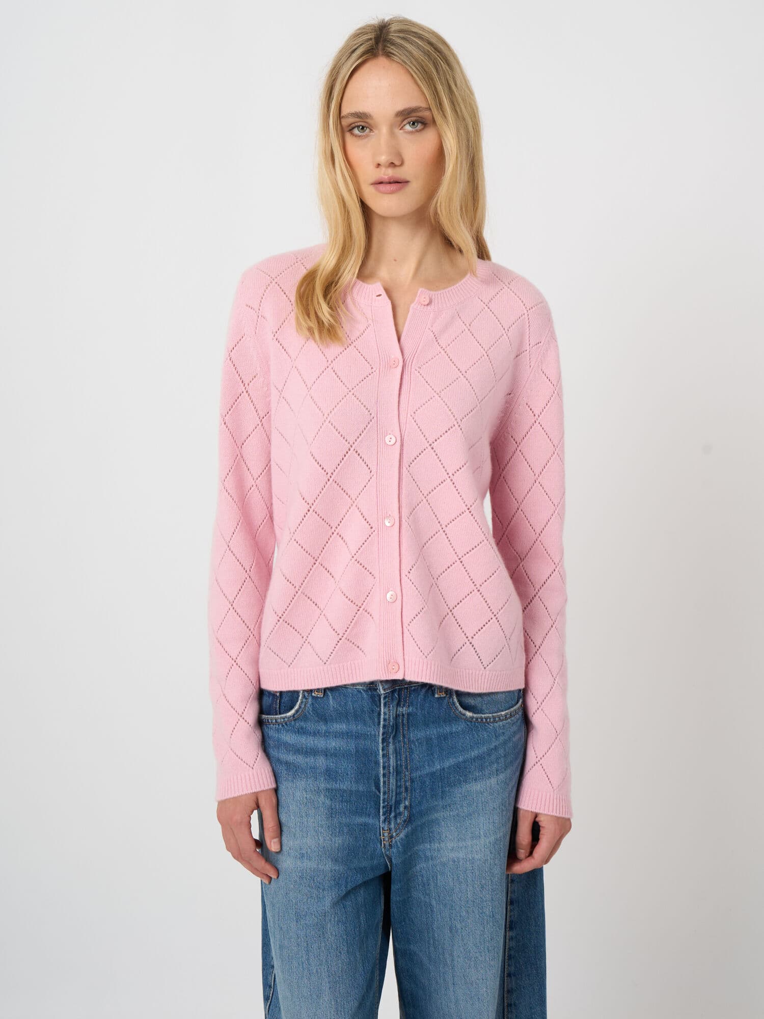 Weicher Damen-Cardigan aus 100% Kaschmir mit Ajourmuster